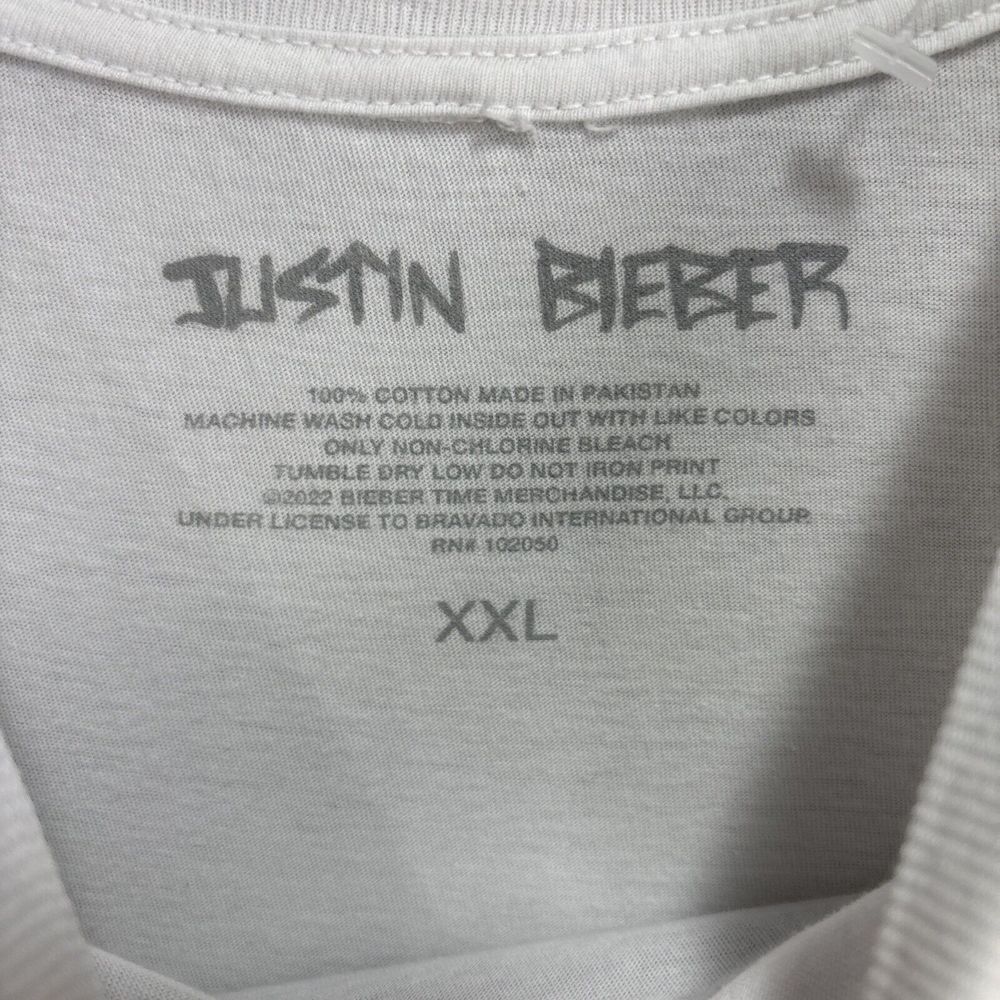 Justin Bieber Tour T-Shirt size XXL (48 x 30 inches) short sleeve lightweight - Picture 3 of 6